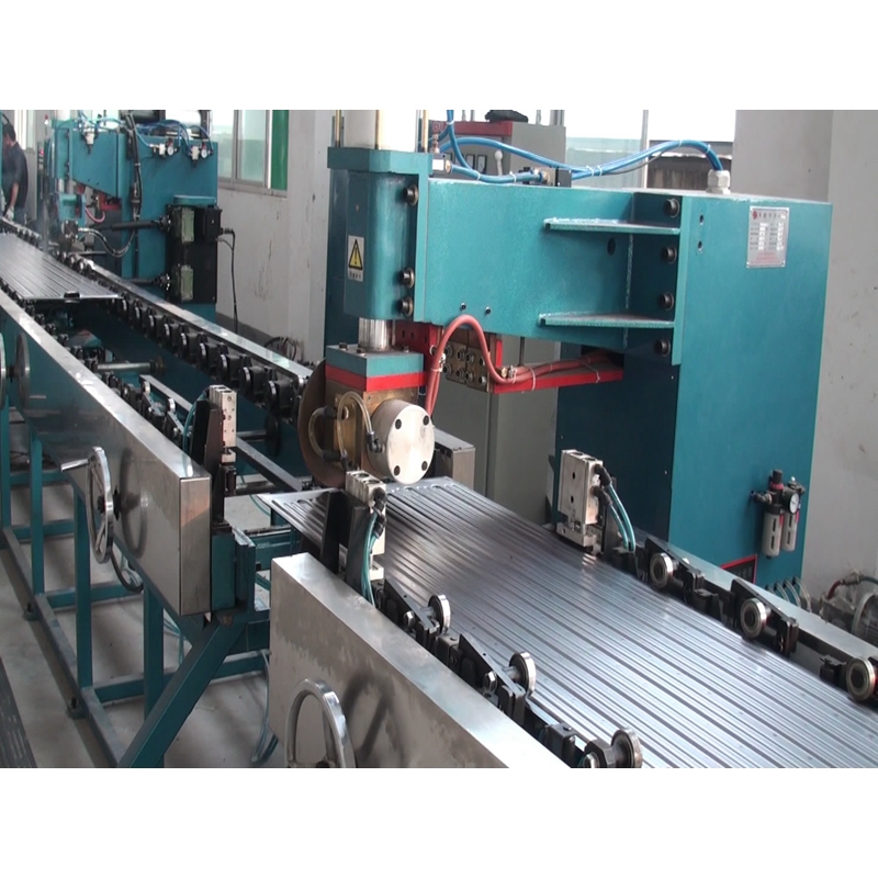 Manufacturer for Steel Corrugated Fin Forming Machine -
 Transformer Radiator Full Welding Line – Trihope